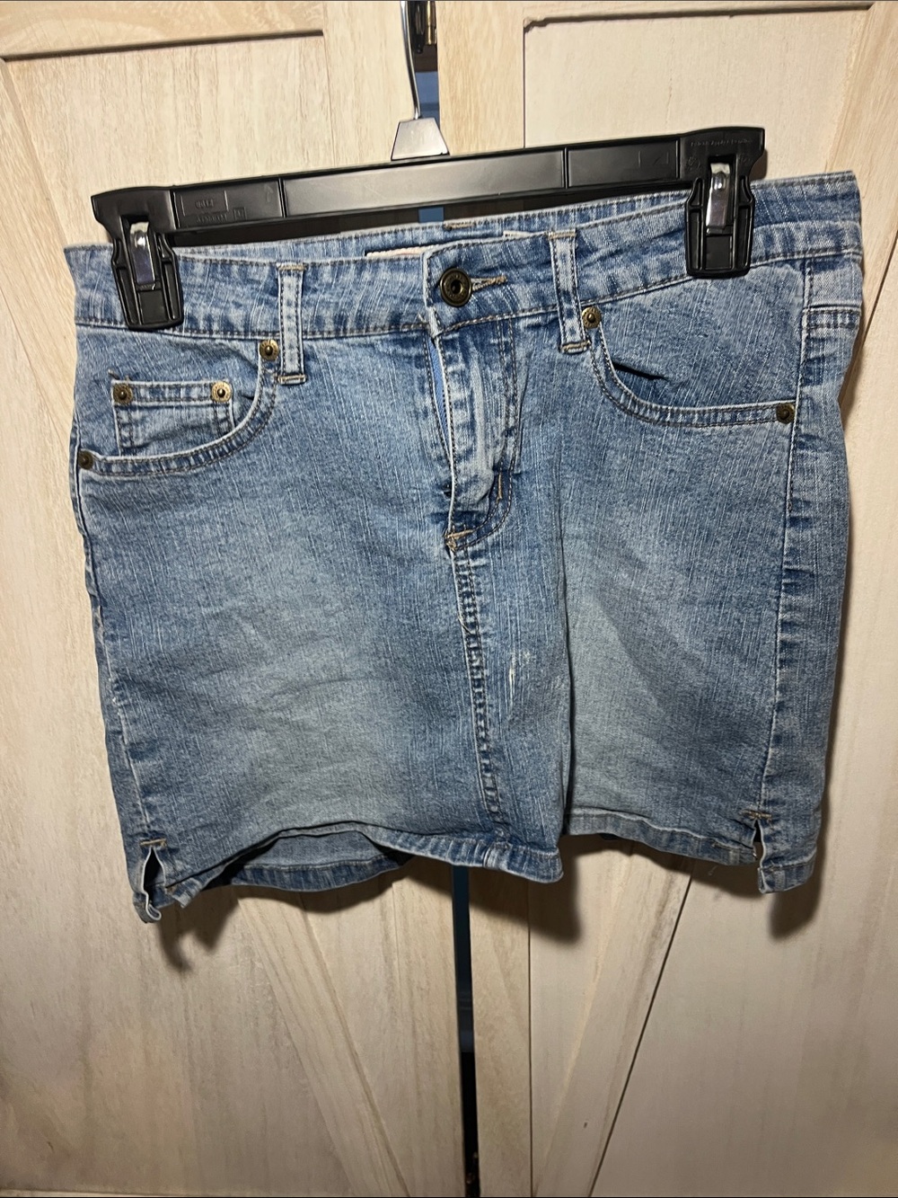 Light Wash Blue Women's Denim Jegging Skirt